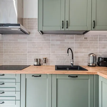 Cozy Retreat - By Wehost * Фуншал