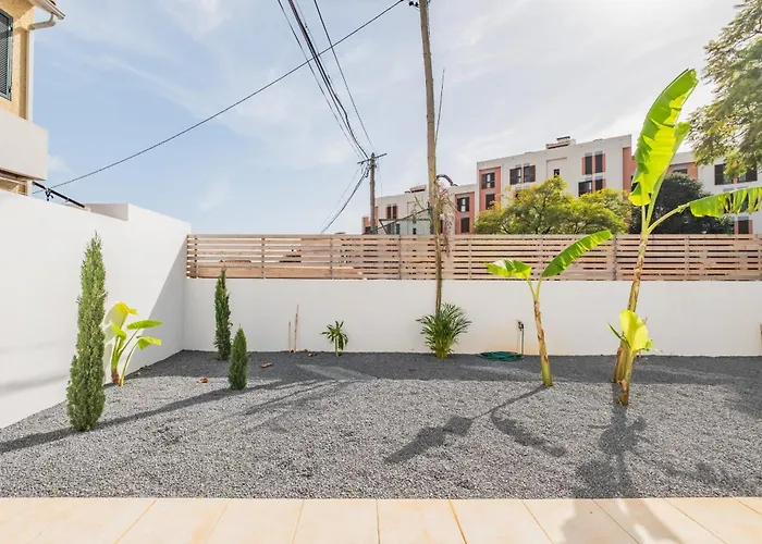 Cozy Retreat - By Wehost * Funchal (Madeira)